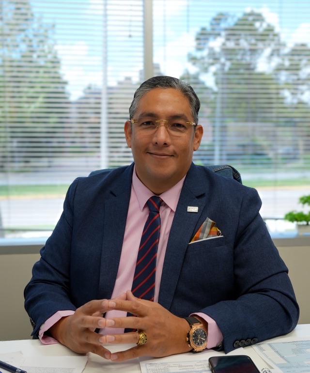 Javier E. Loaiza Jiménez, director académico de la escuela